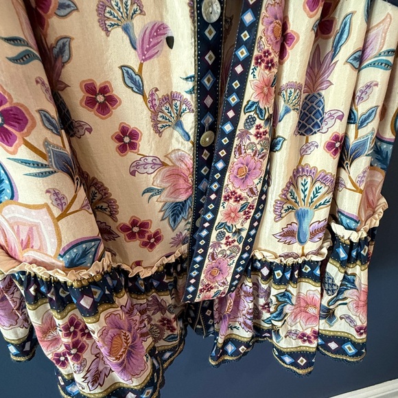 Farm Rio Superbloom Belted Puff Sleeve with a fabric & beaded belt size medium - Picture 9 of 14